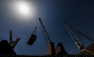 بسته تشویقی برای واردات مواد اولیه با ارز صادراتی عملیاتی می‌شود
