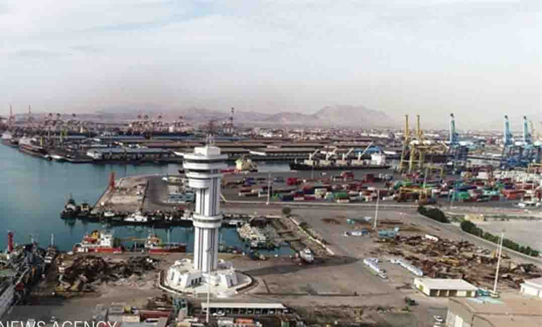 رئیس کمیسیون صنایع اتاق ایران:
صادرات نباید محدود به مواد خام باشد/ تسهیل تجارت با ارز دیجیتال